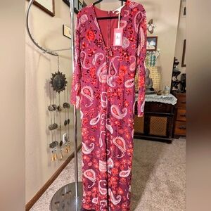 NWT Chelsea & Violet Pink 🩷 Velvet Paisley Jumpsuit Size Large
